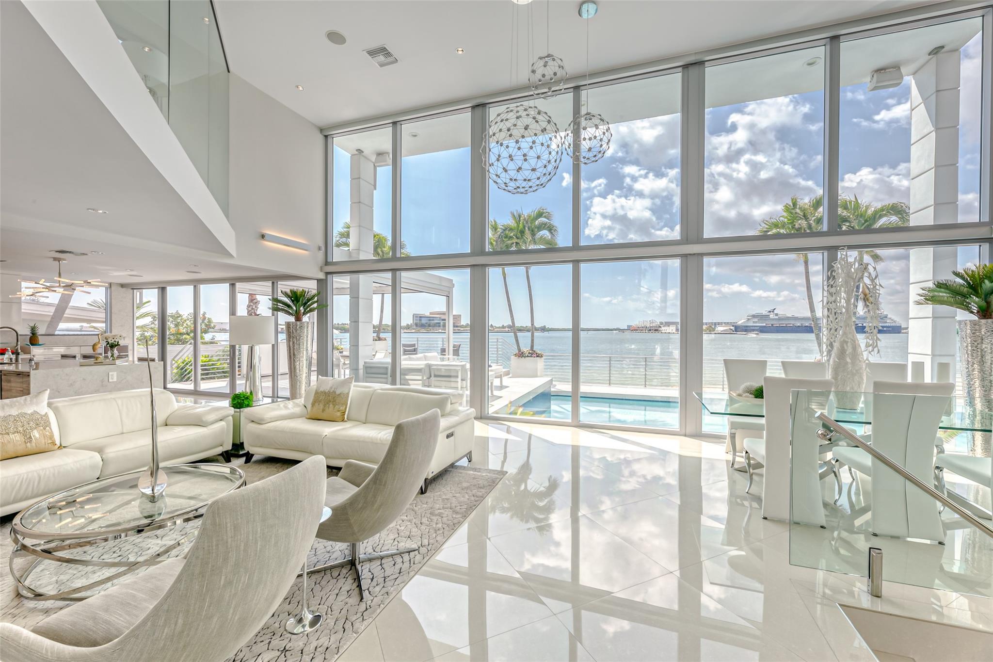 2200 Inlet Dr Fort Lauderdale, FL 33316