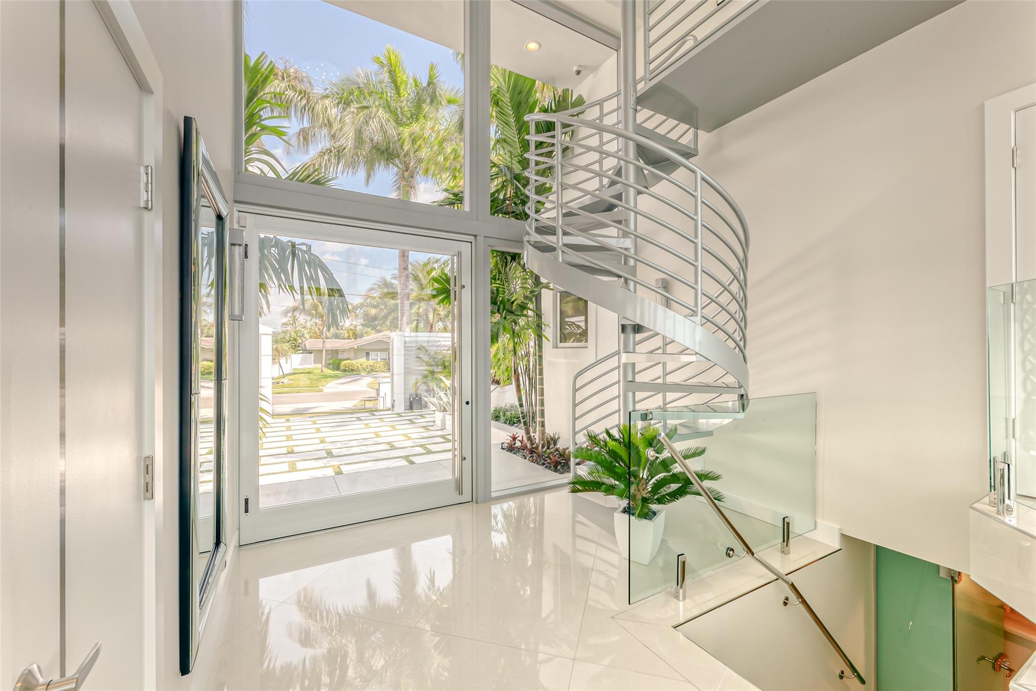 2200 Inlet Dr Fort Lauderdale, FL 33316