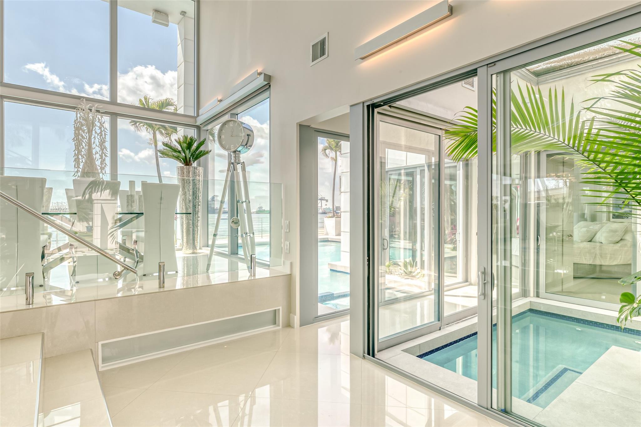 2200 Inlet Dr Fort Lauderdale, FL 33316