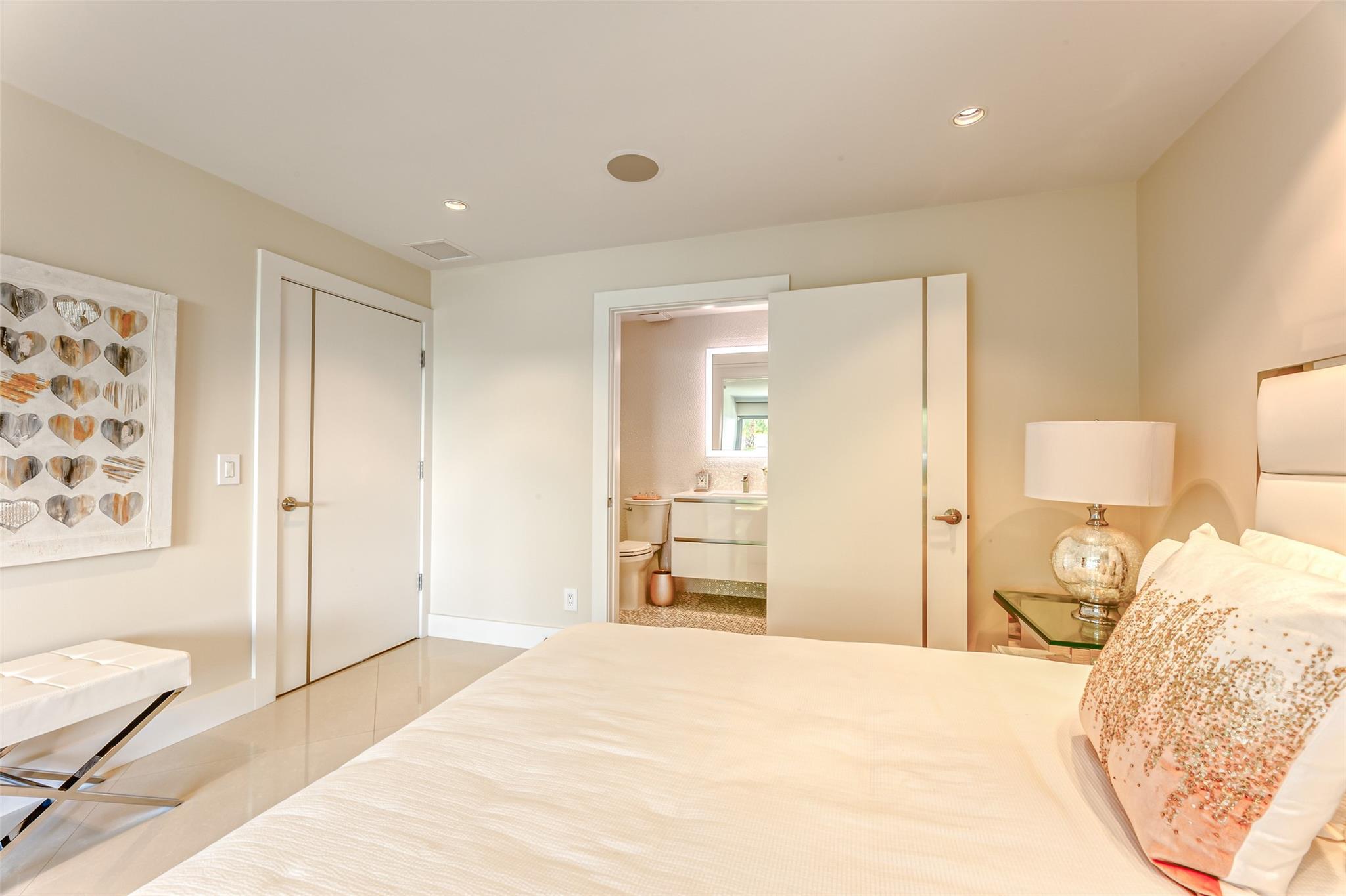 2200 Inlet Dr Fort Lauderdale, FL 33316