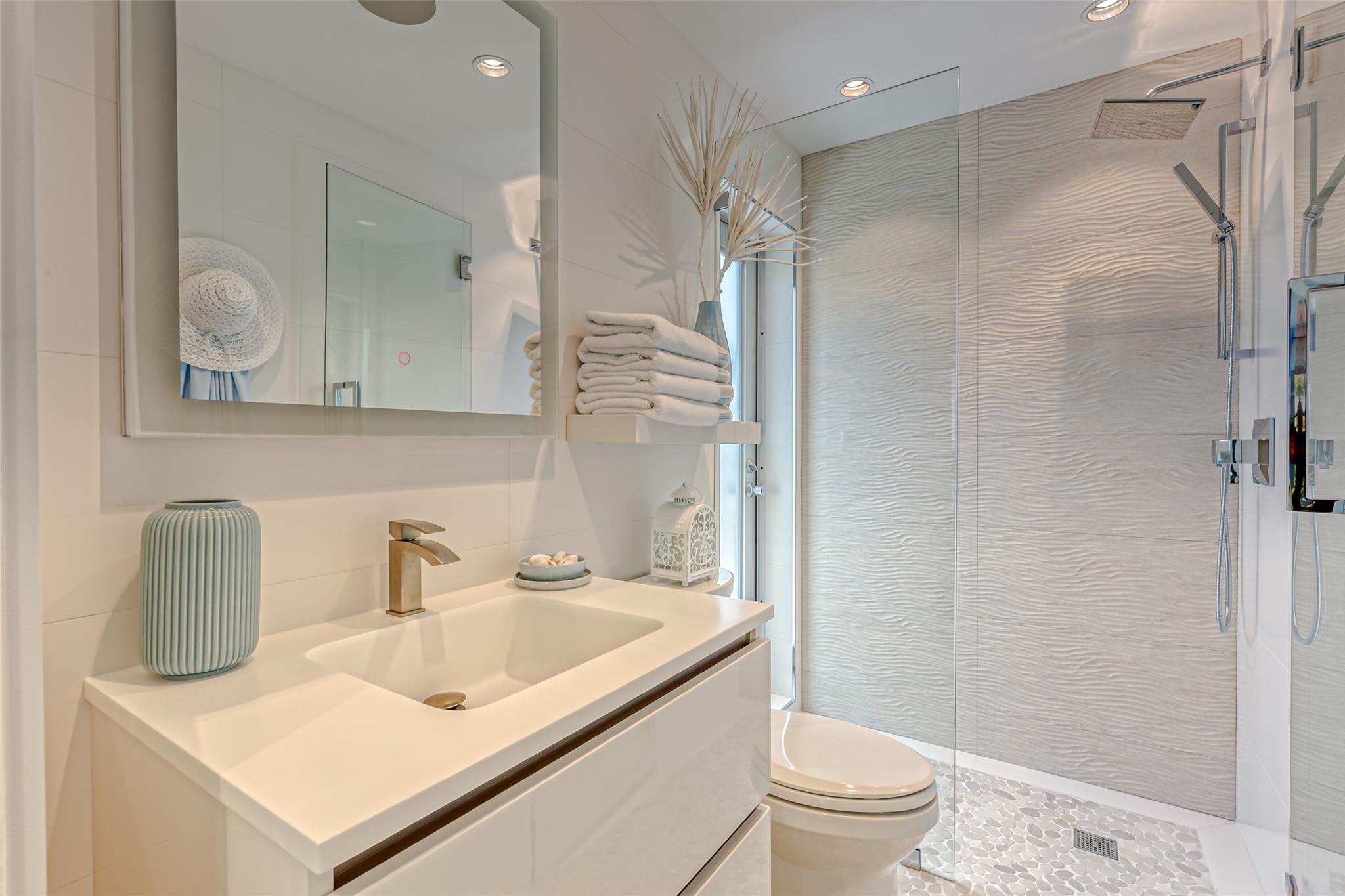 2200 Inlet Dr Fort Lauderdale, FL 33316