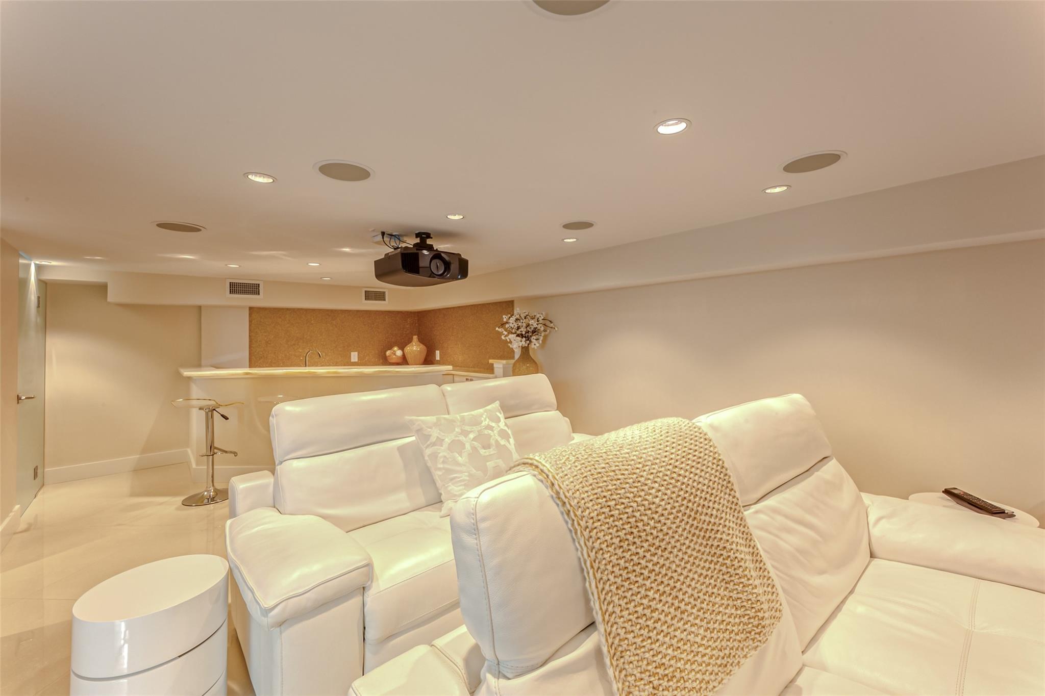 2200 Inlet Dr Fort Lauderdale, FL 33316