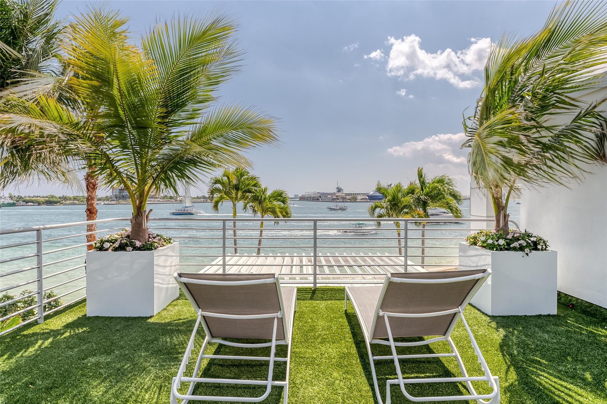 2200 Inlet Dr Fort Lauderdale, FL 33316