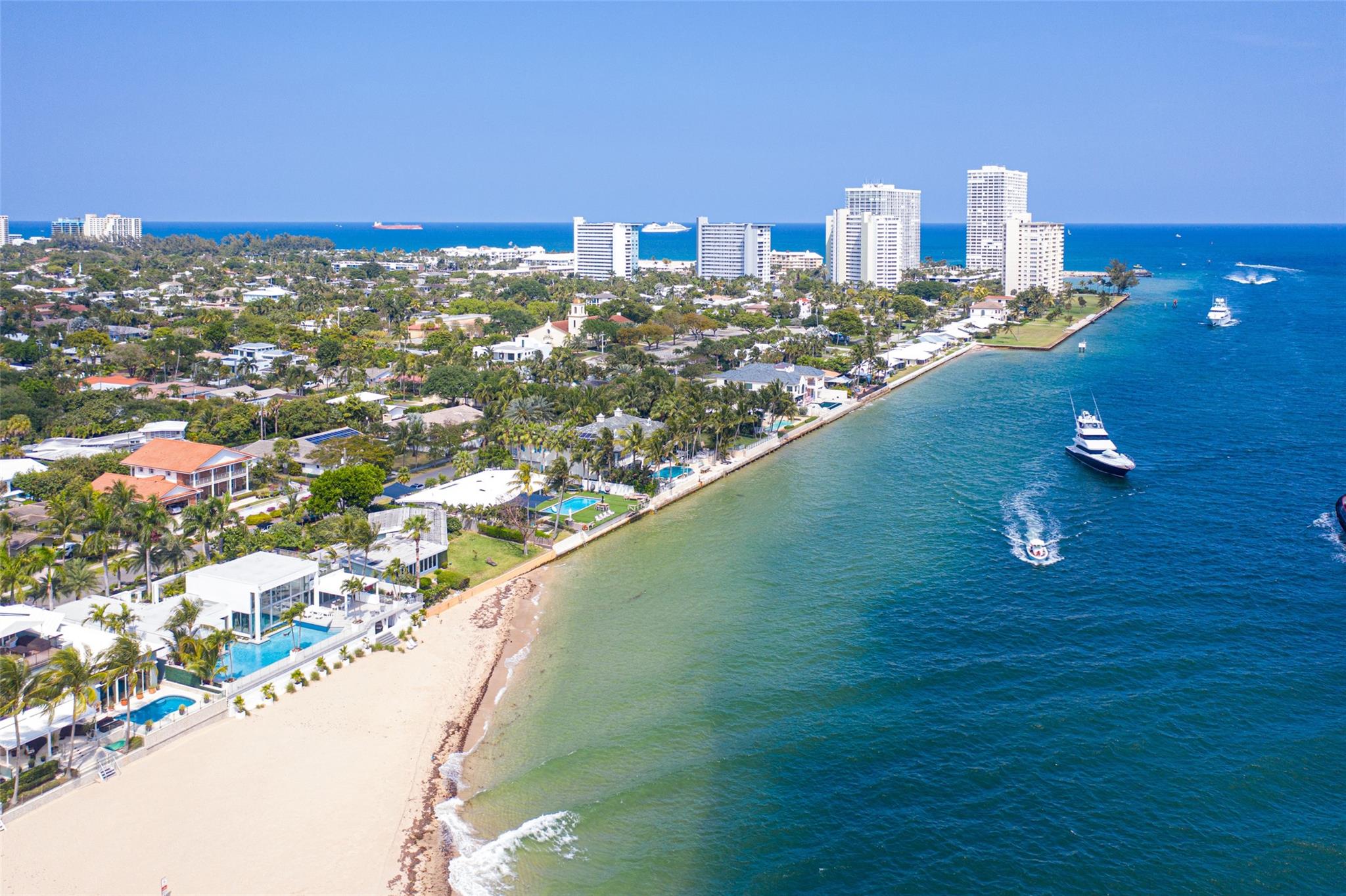 2200 Inlet Dr Fort Lauderdale, FL 33316