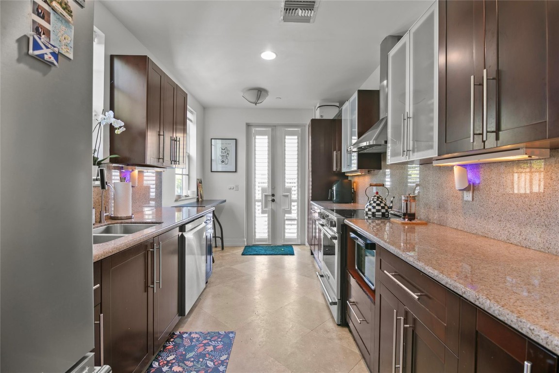 732 NE 15th Fort Lauderdale, FL 33304