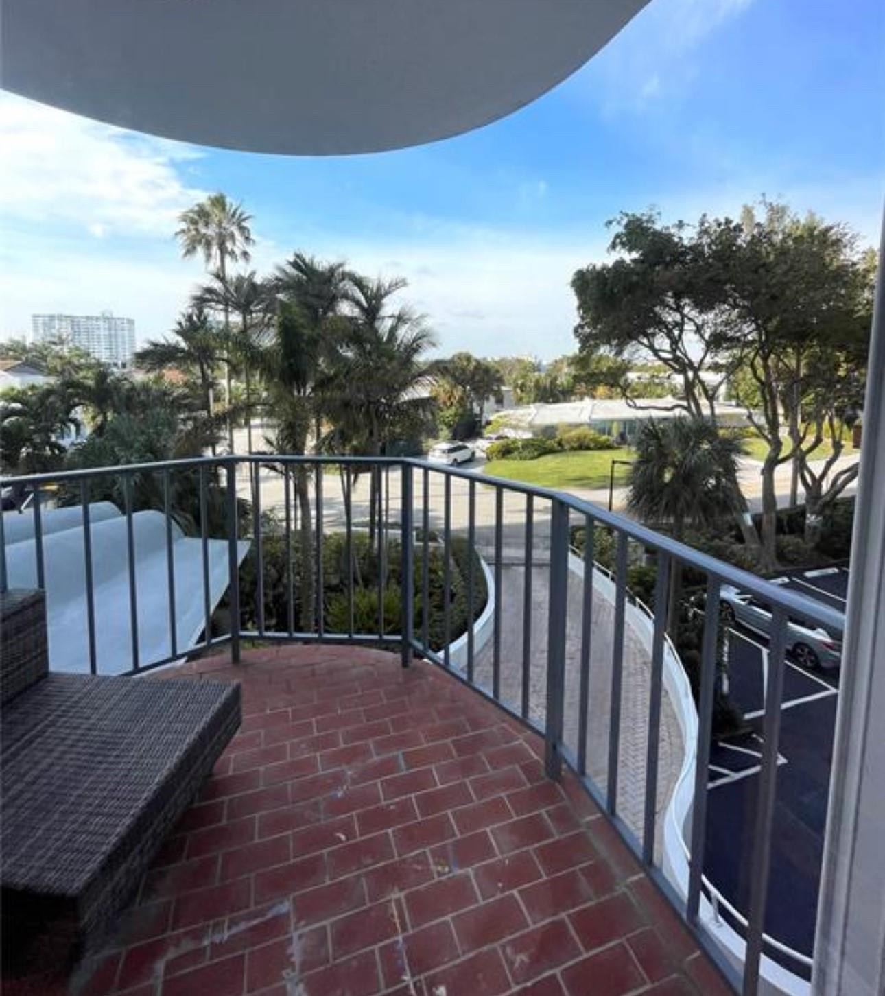 11930 N Bayshore Dr #301 North Miami, FL 33181