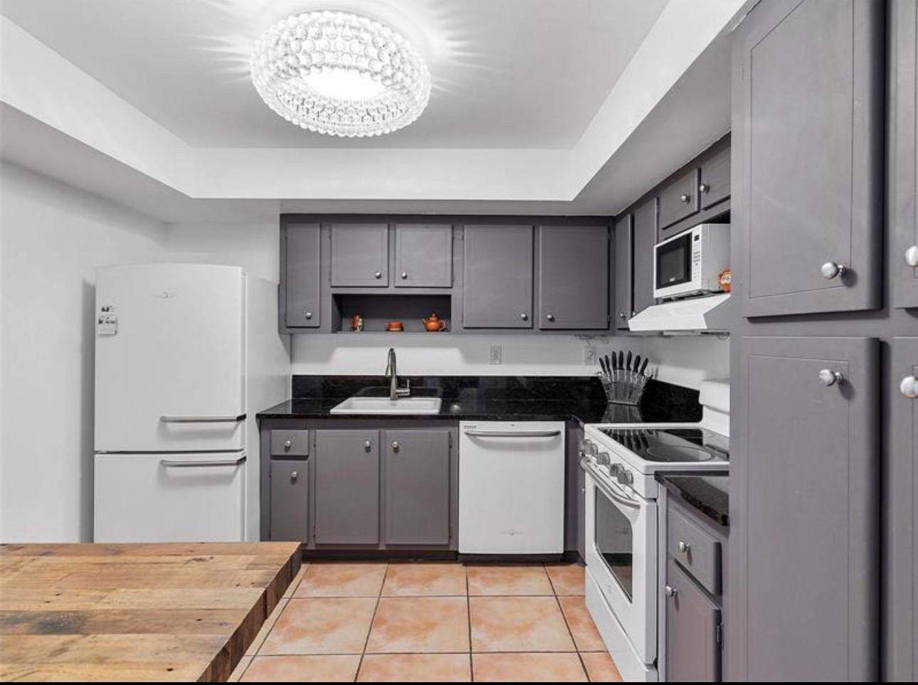 11930 N Bayshore Dr #301 North Miami, FL 33181