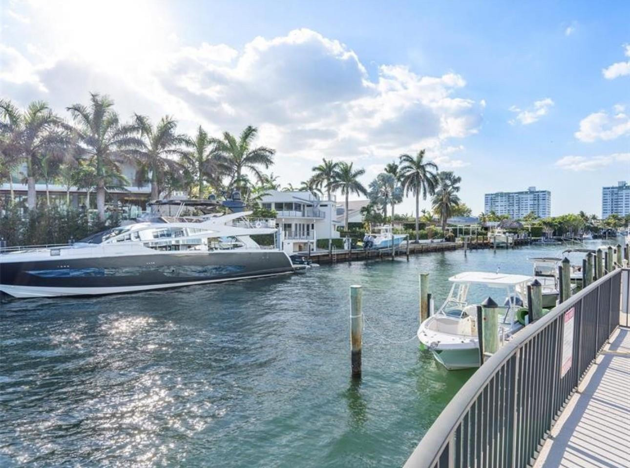 11930 N Bayshore Dr #301 North Miami, FL 33181