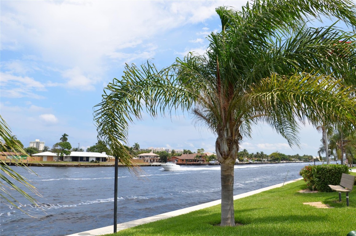 6307 Bay Clb Dr #3 Fort Lauderdale, FL 33308