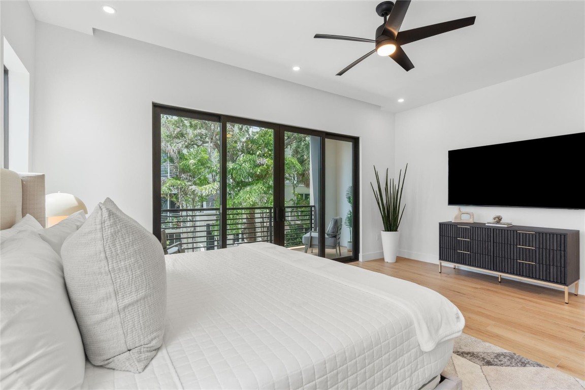 808 SE 12th St #808 Fort Lauderdale, FL 33316