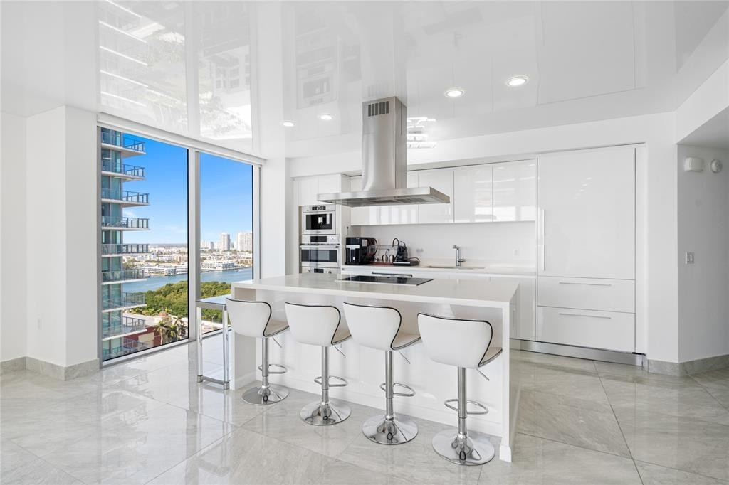 300 Sunny Isles #4-1908 Sunny Isles Beach, FL 33160