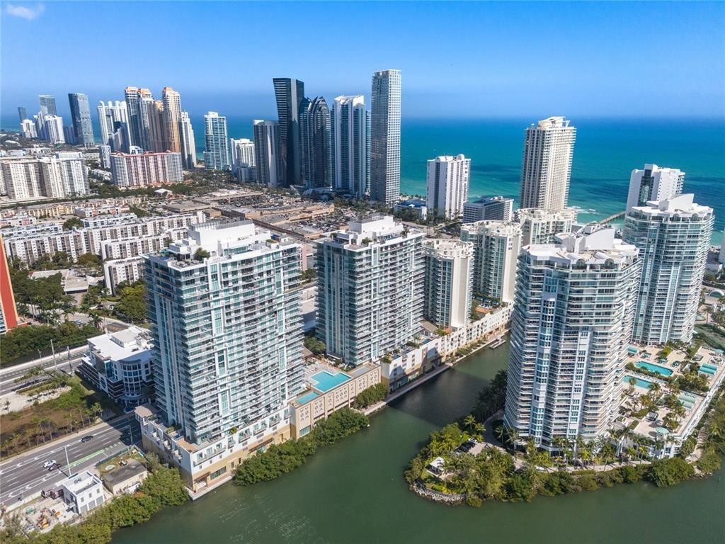 300 Sunny Isles #4-1908 Sunny Isles Beach, FL 33160