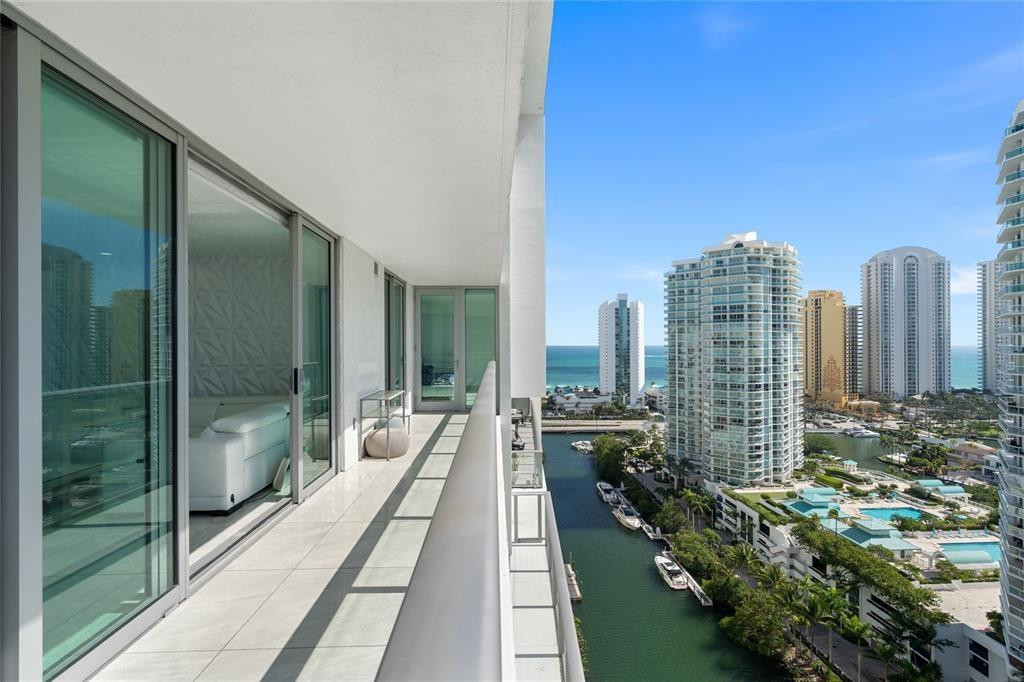 300 Sunny Isles #4-1908 Sunny Isles Beach, FL 33160