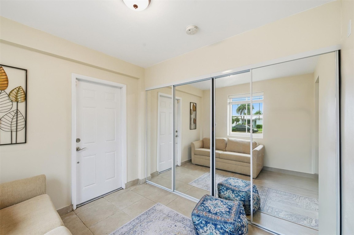 1009 Mango Fort Lauderdale, FL 33315