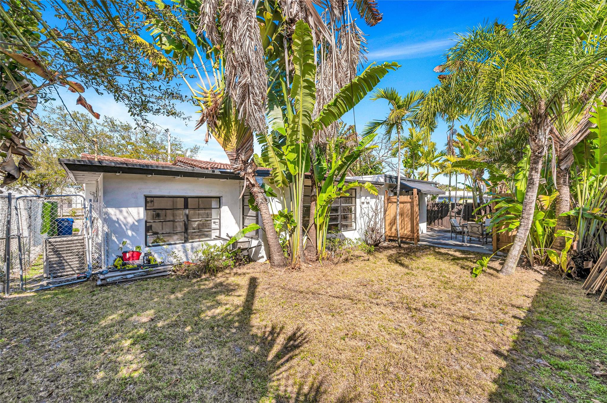 1760 NE 13th Fort Lauderdale, FL 33304