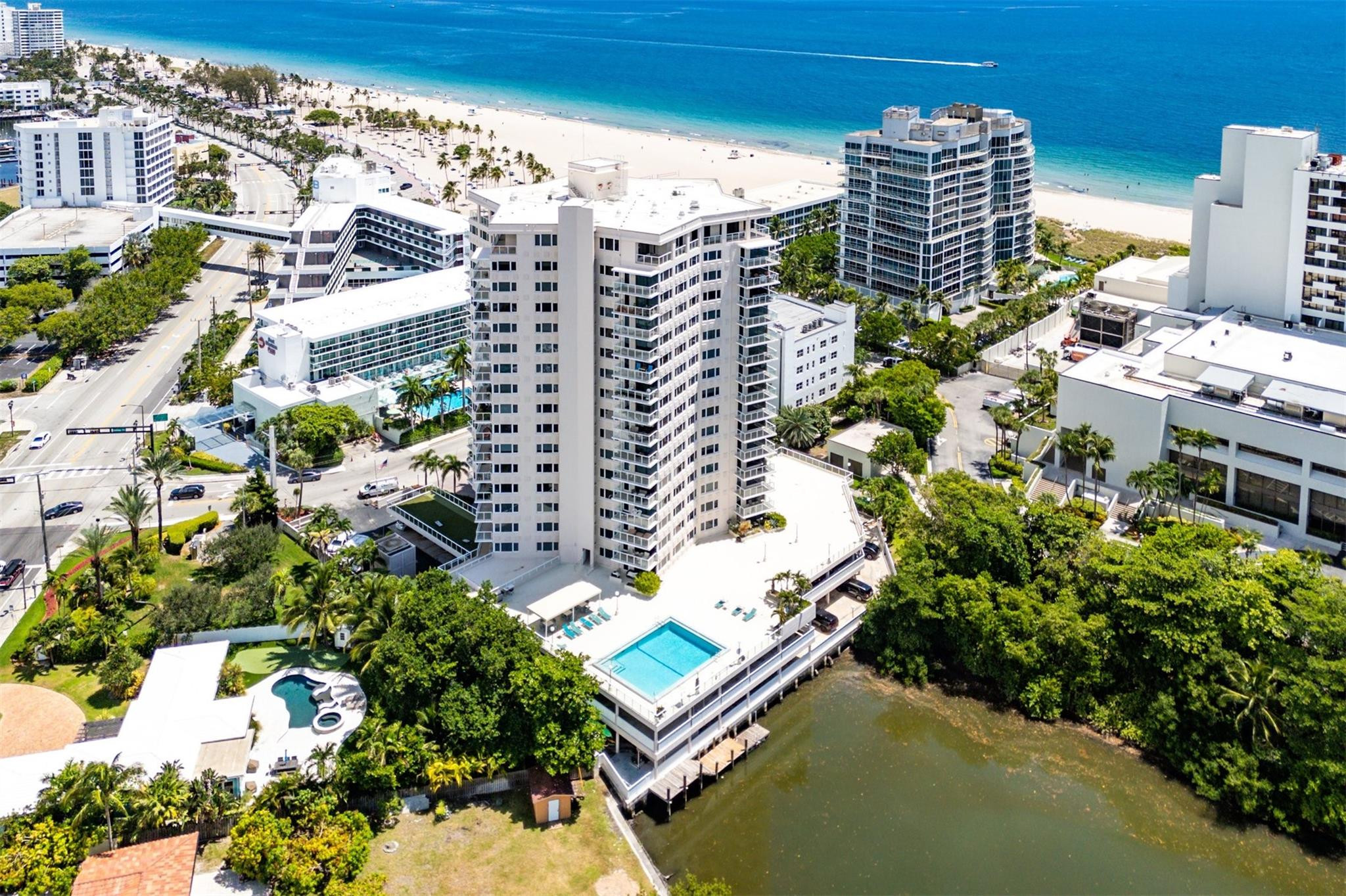 3000 Holiday #1605 Fort Lauderdale, FL 33316