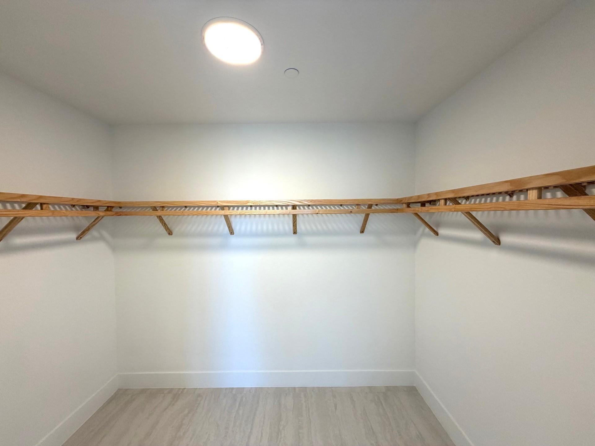 151 N Seabreeze #501-E Fort Lauderdale, FL 33304