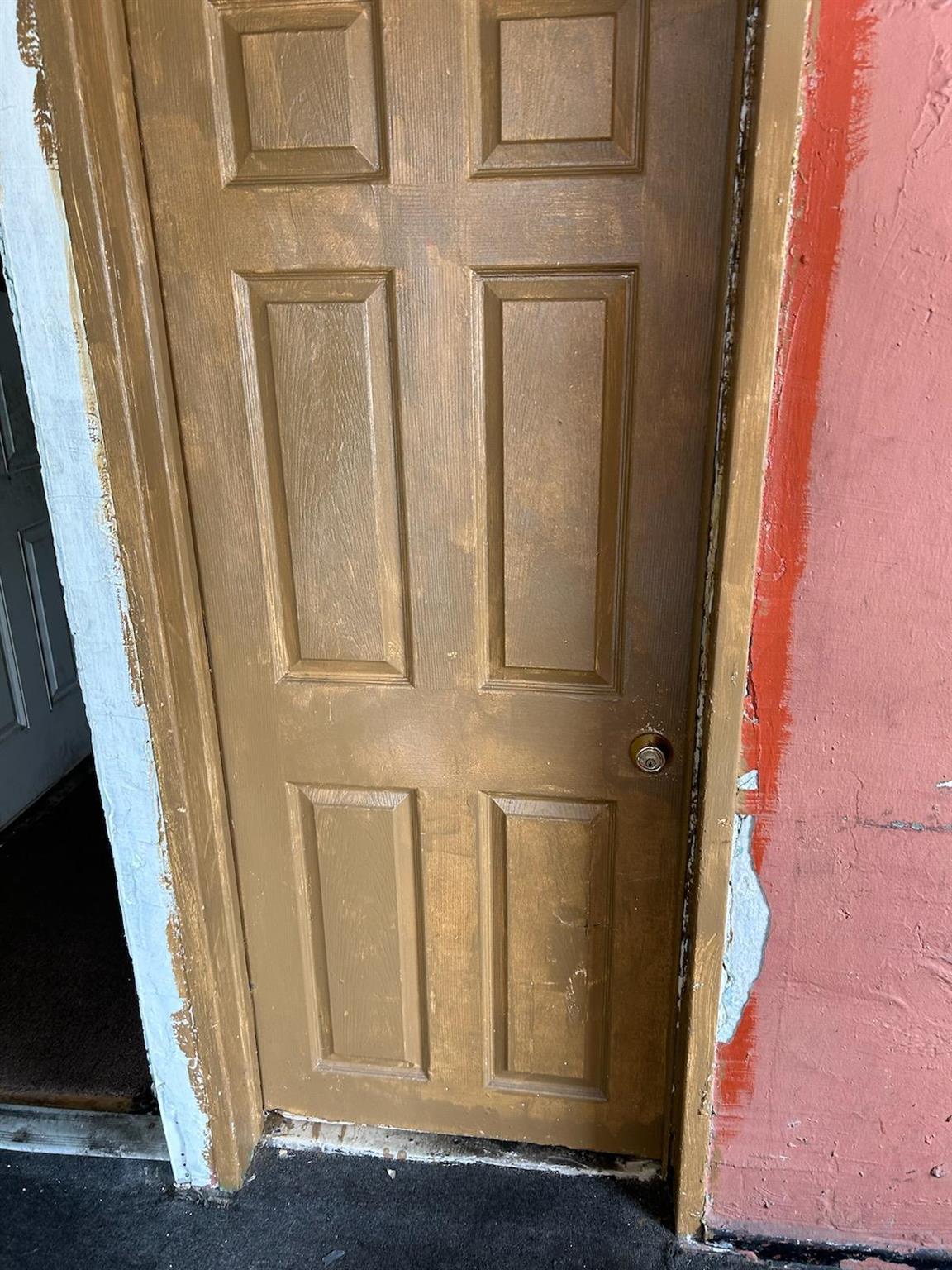 1220 NW 71st St Miami, FL 33147