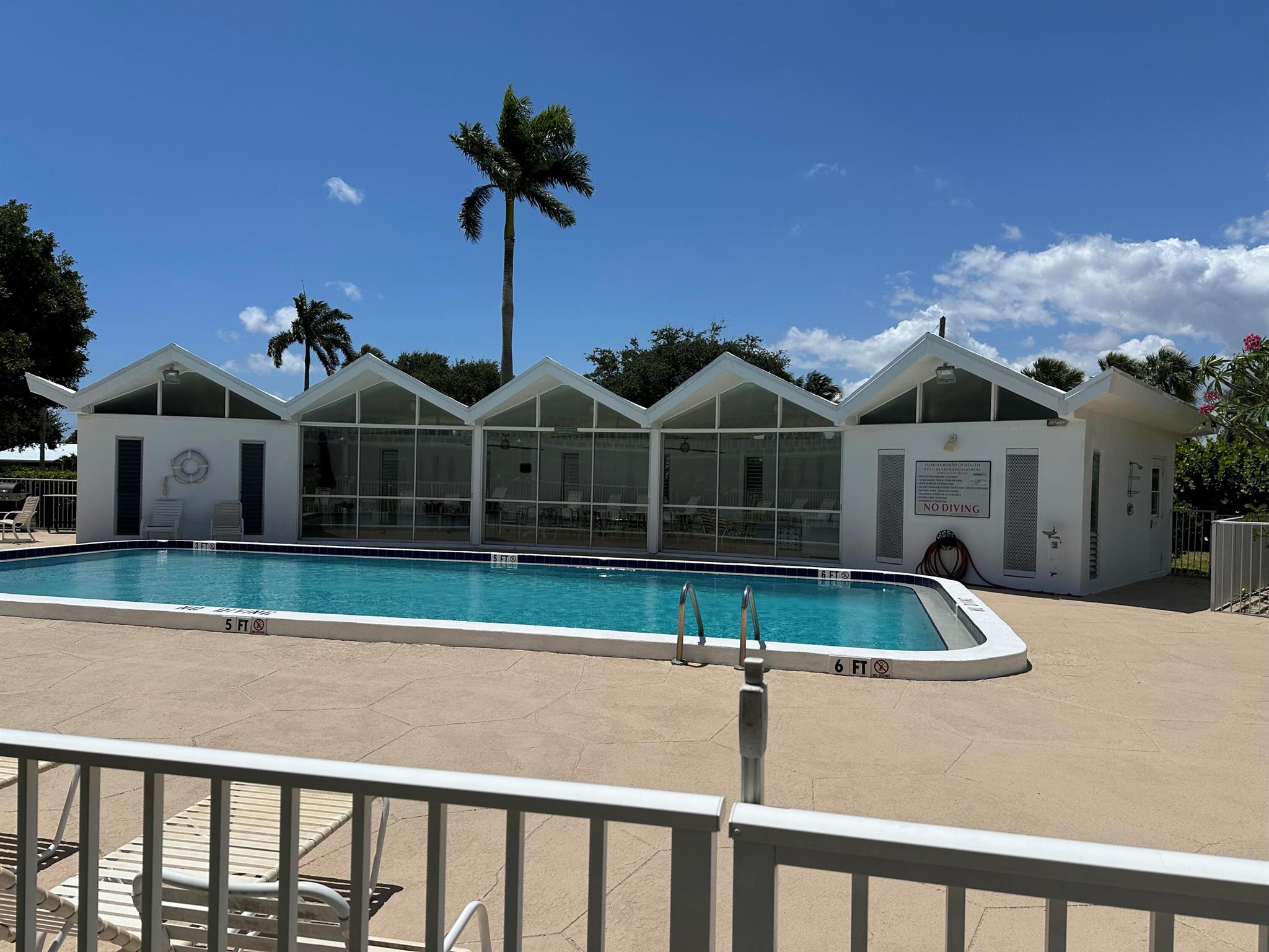 331 Tequesta Dr #212 Tequesta, FL 33469