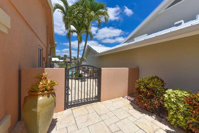 150 Beach Summit Ct Jupiter, FL 33477
