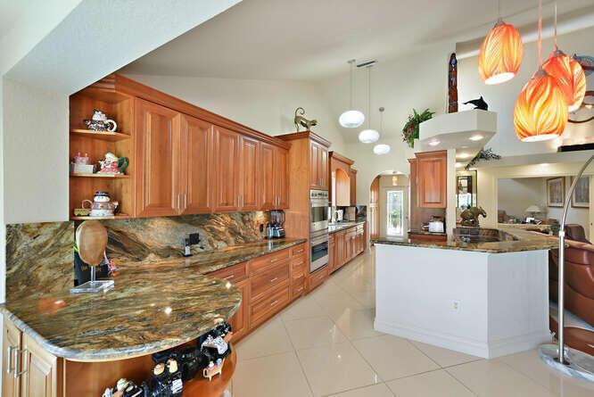 150 Beach Summit Ct Jupiter, FL 33477