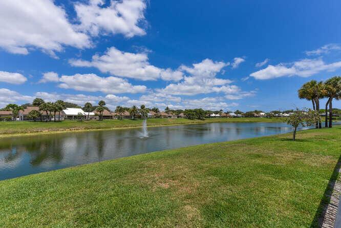 150 Beach Summit Ct Jupiter, FL 33477