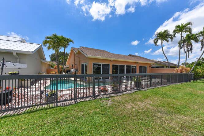150 Beach Summit Ct Jupiter, FL 33477