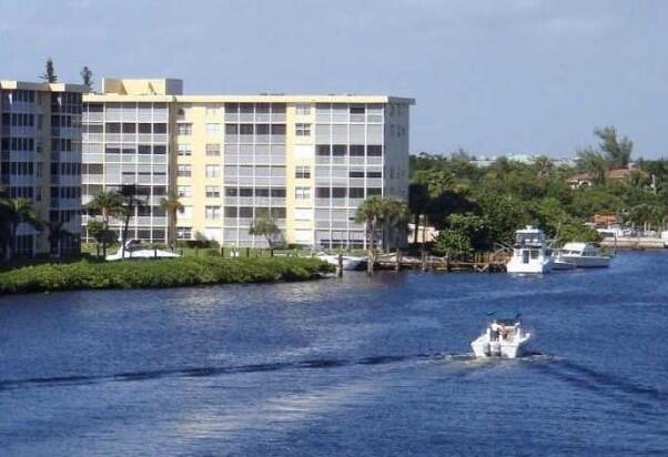 1 Harbourside Dr #3504