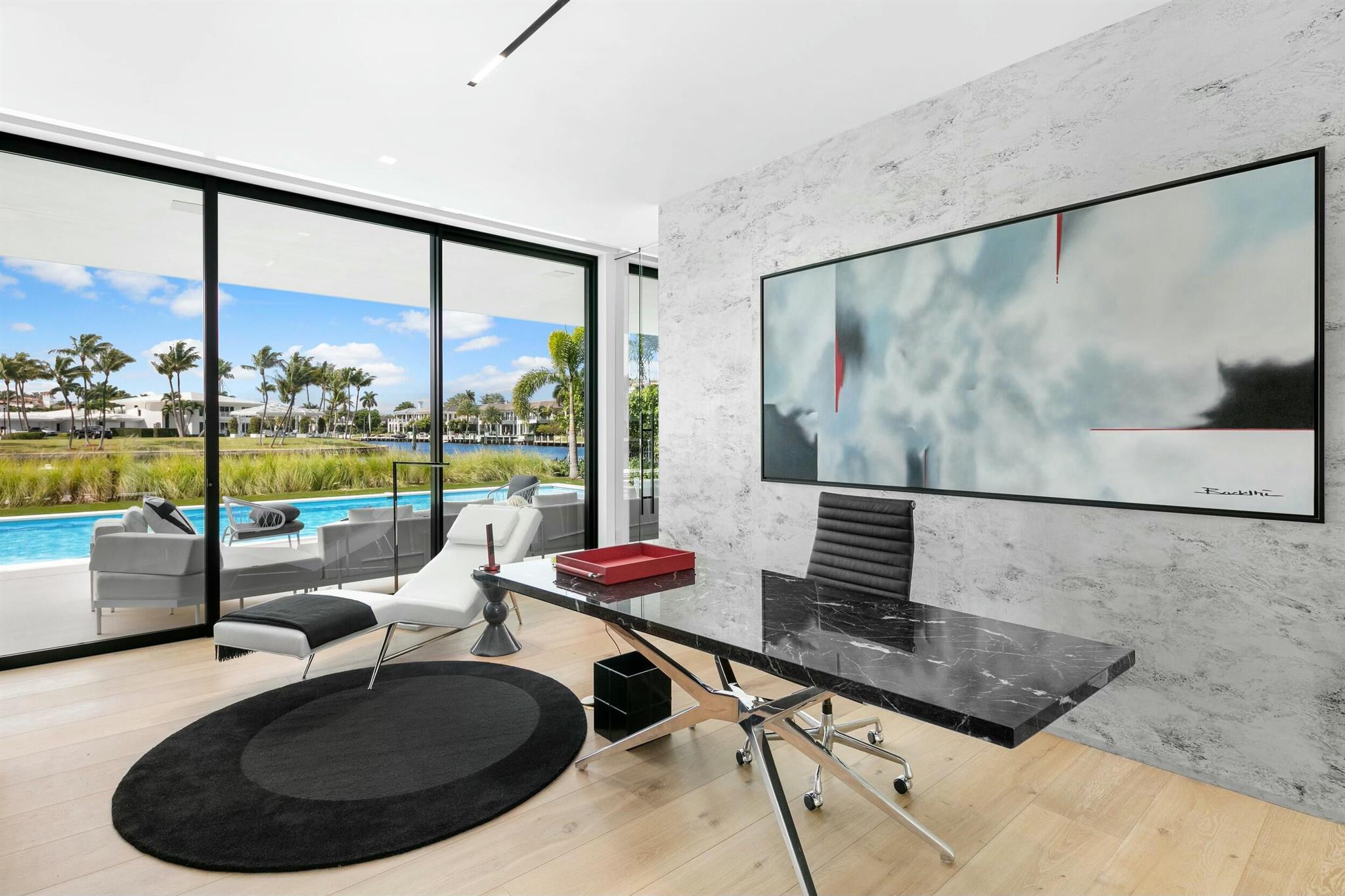 2633 Spanish Riv Rd Boca Raton, FL 33432