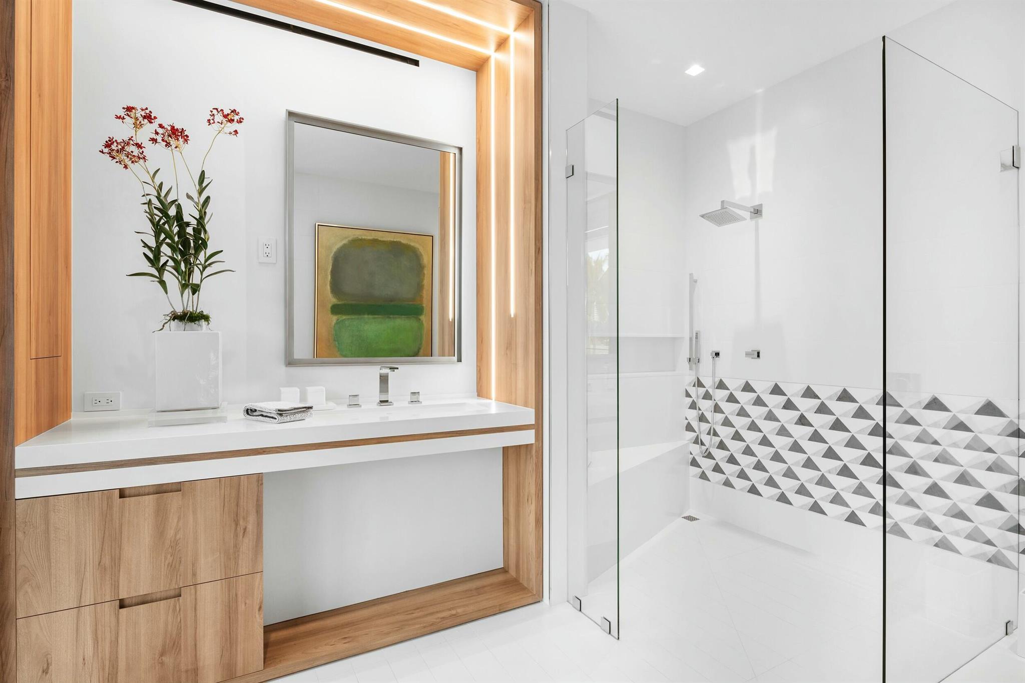 2633 Spanish Riv Rd Boca Raton, FL 33432