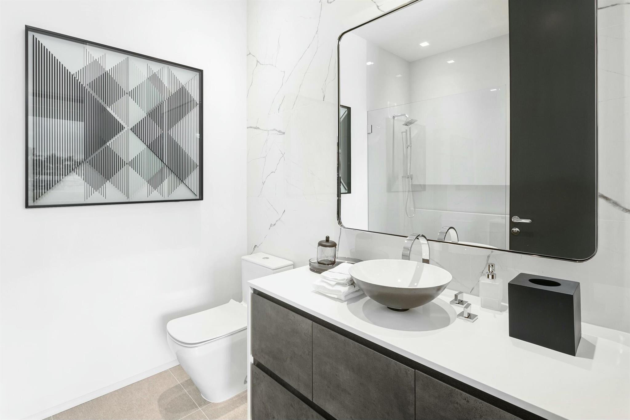 2633 Spanish Riv Rd Boca Raton, FL 33432