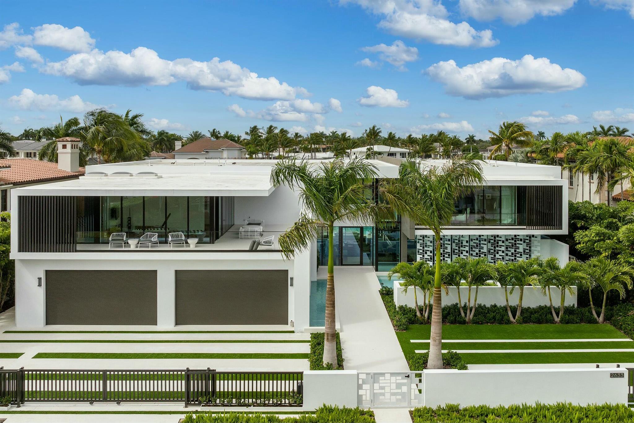 2633 Spanish Riv Rd Boca Raton, FL 33432