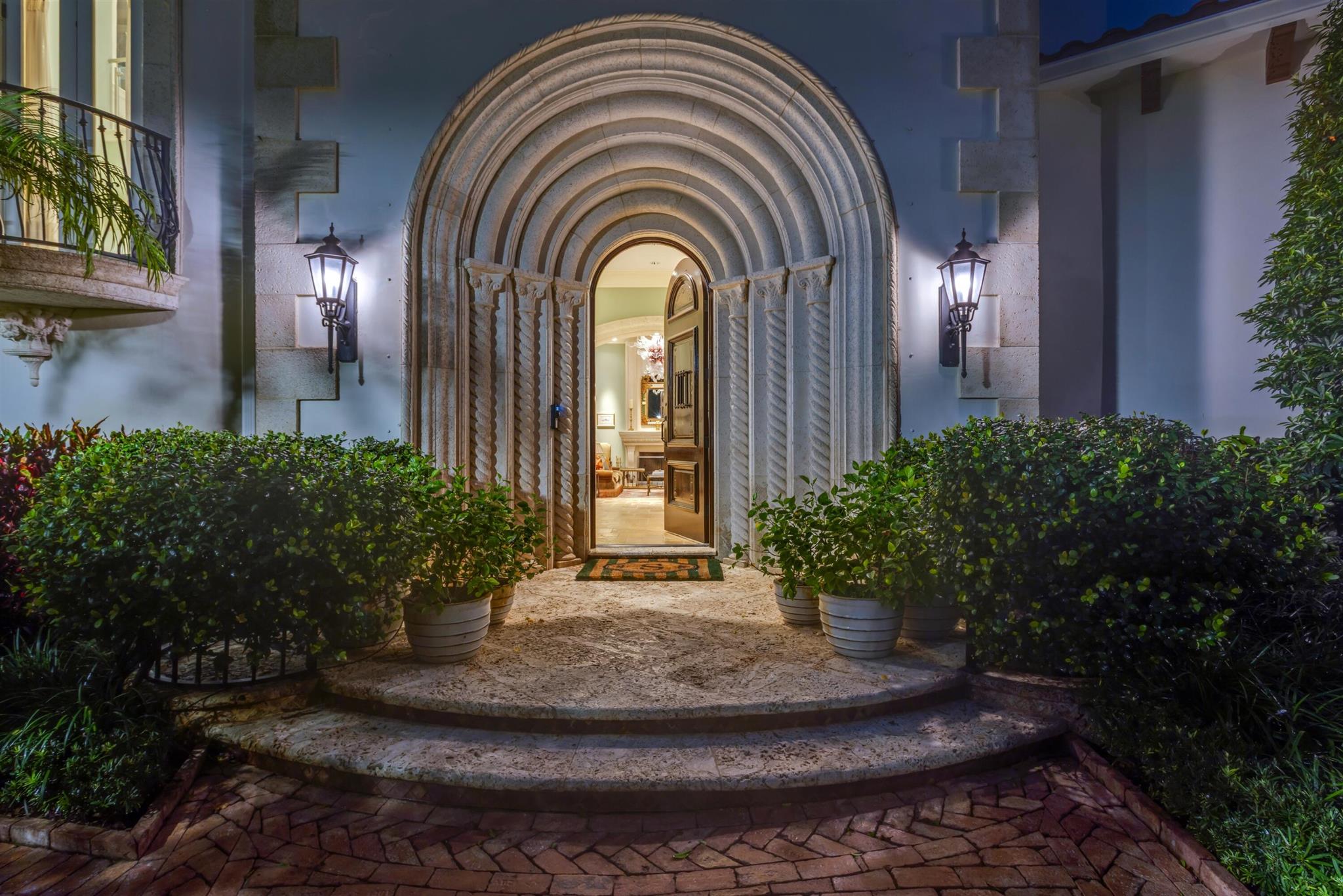 799 Sanctuary Dr Boca Raton, FL 33431