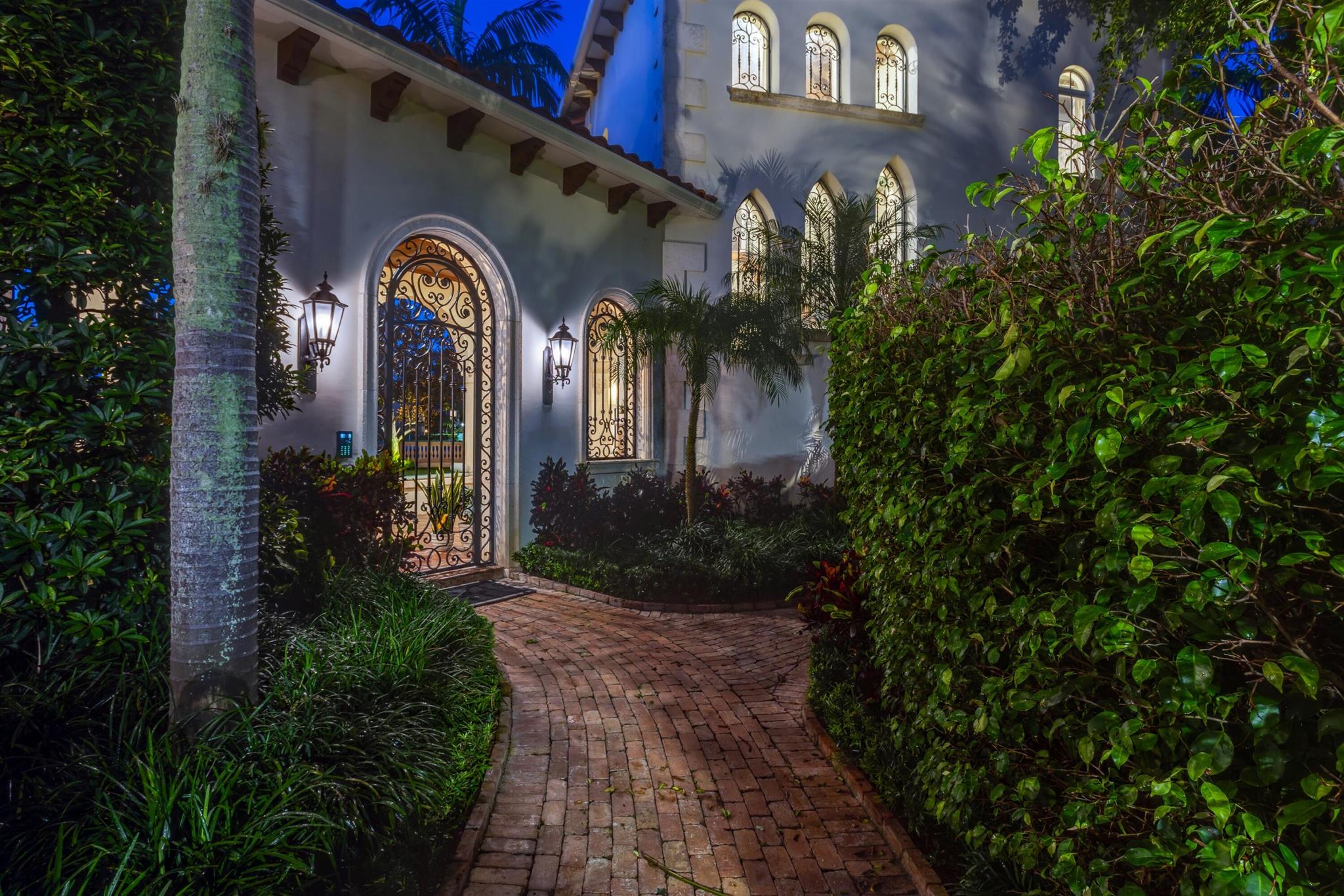 799 Sanctuary Dr Boca Raton, FL 33431