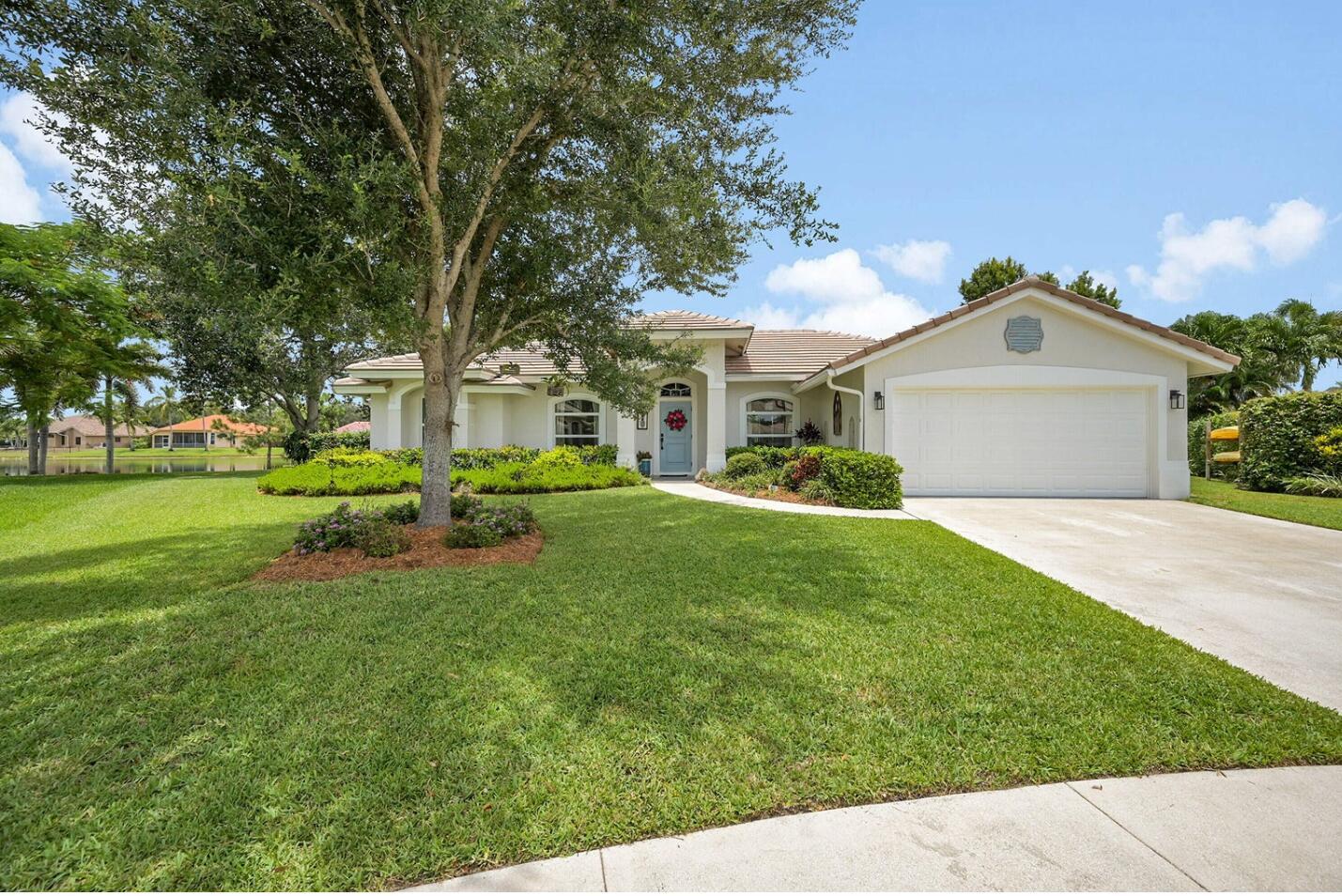 110 Jacaranda Ct