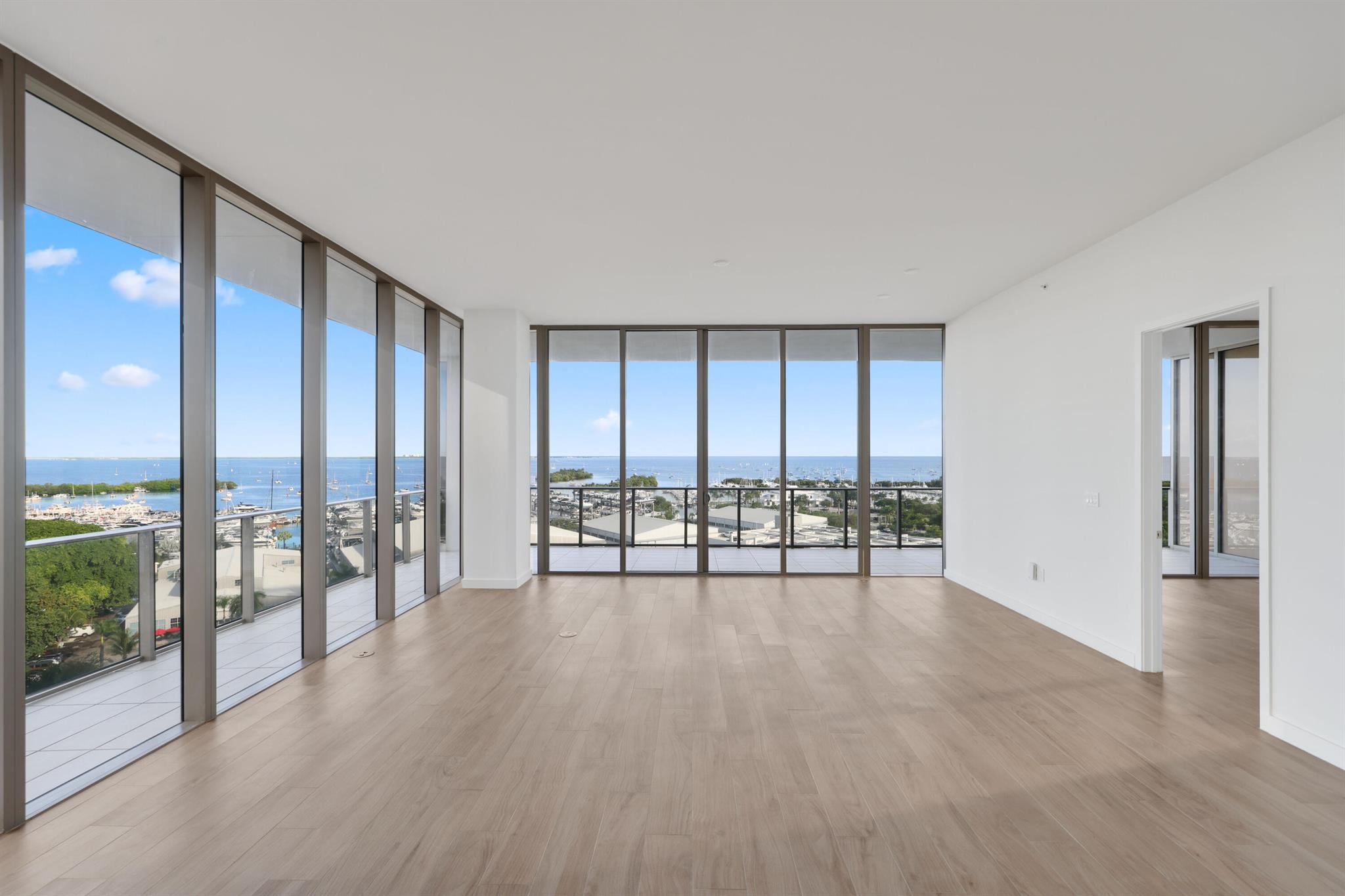 2655 S Bayshore Dr #902 Miami, FL 33133