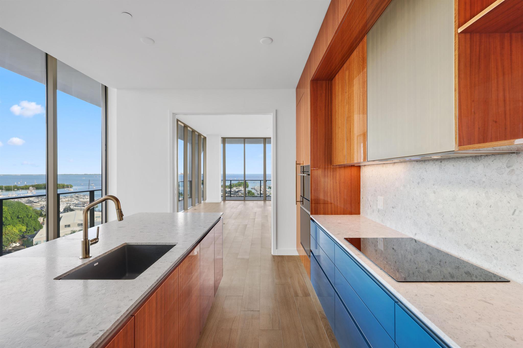 2655 S Bayshore Dr #902 Miami, FL 33133