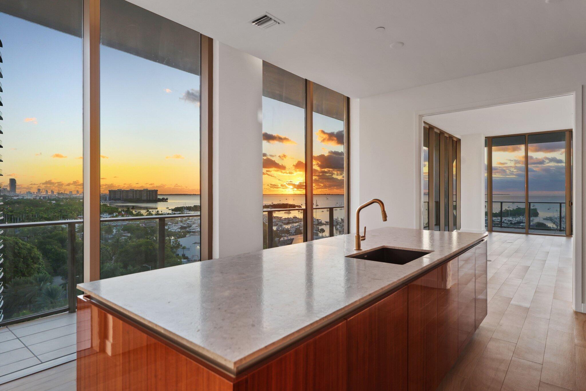 2655 S Bayshore Dr #902 Miami, FL 33133