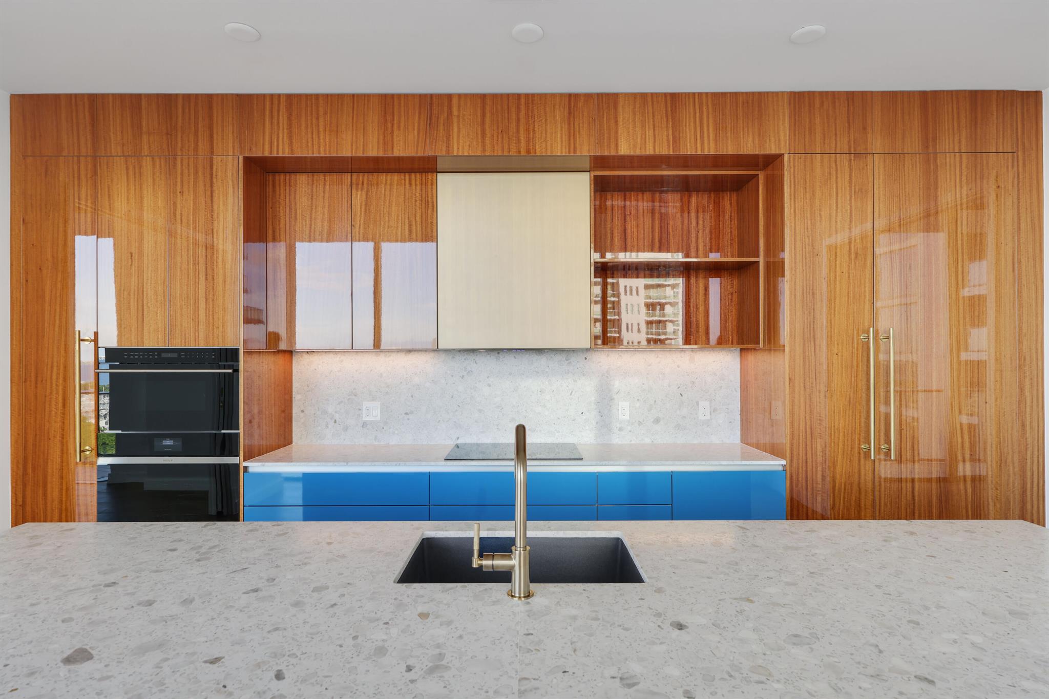 2655 S Bayshore Dr #902 Miami, FL 33133