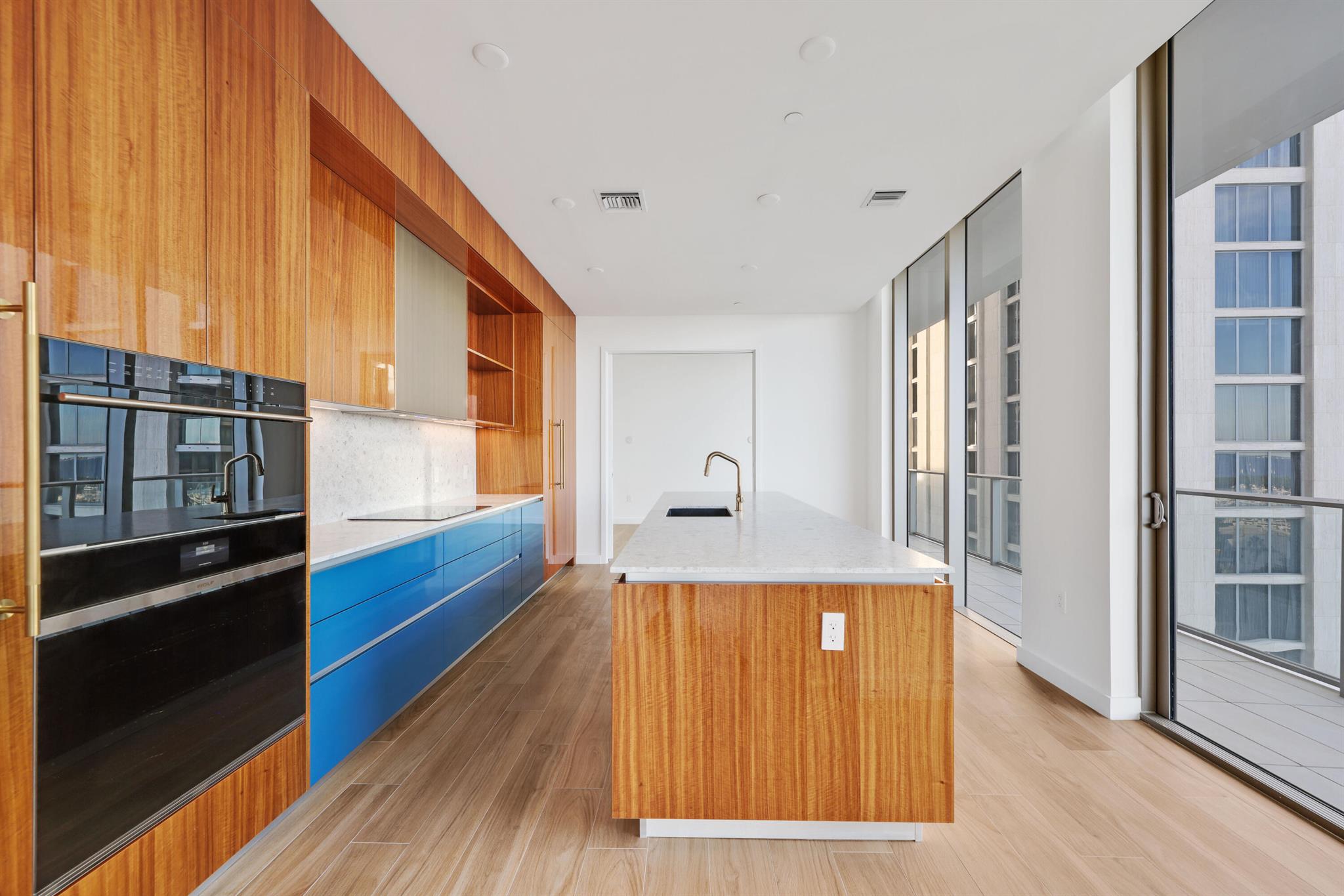 2655 S Bayshore Dr #902 Miami, FL 33133