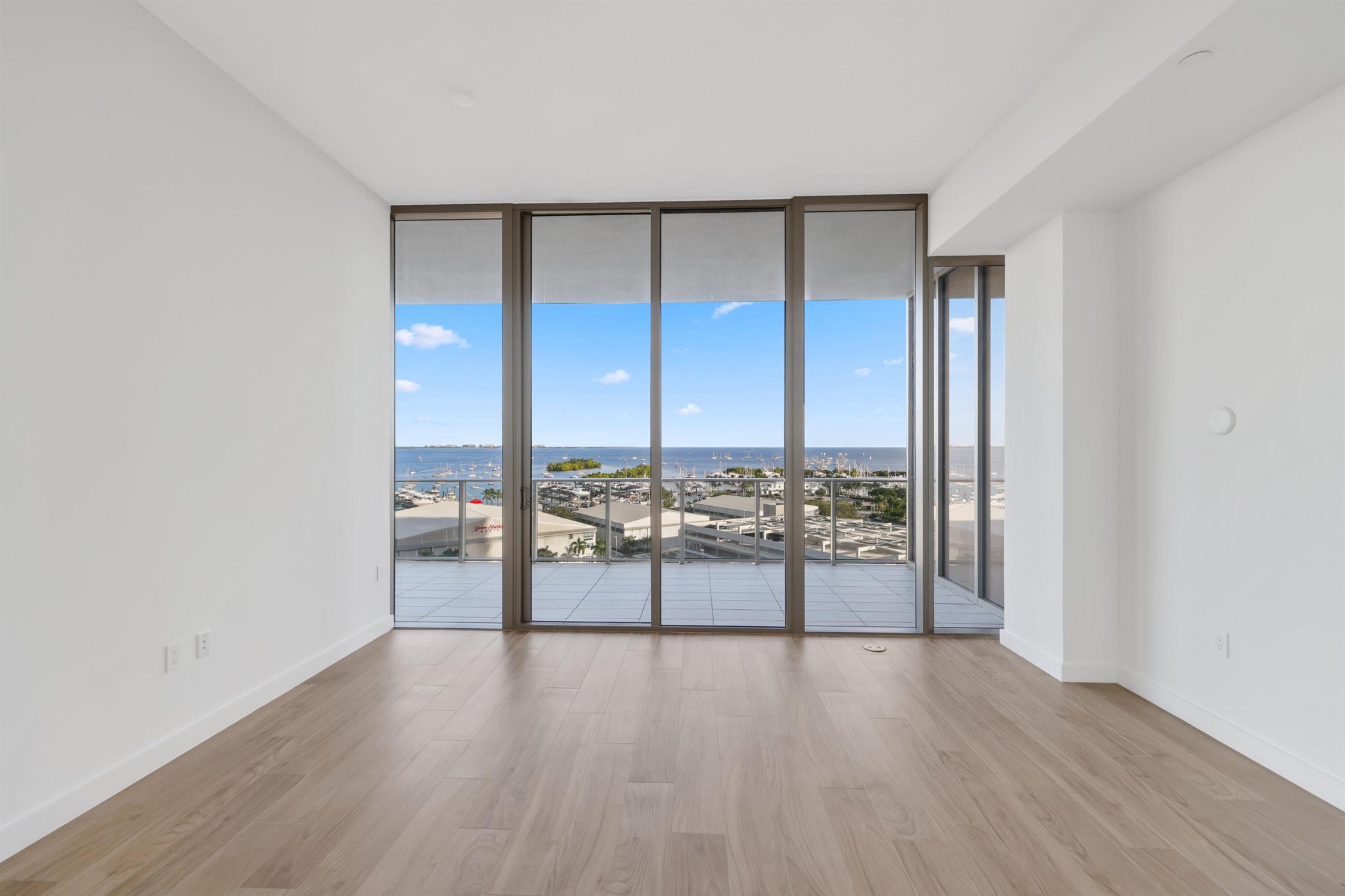 2655 S Bayshore Dr #902 Miami, FL 33133