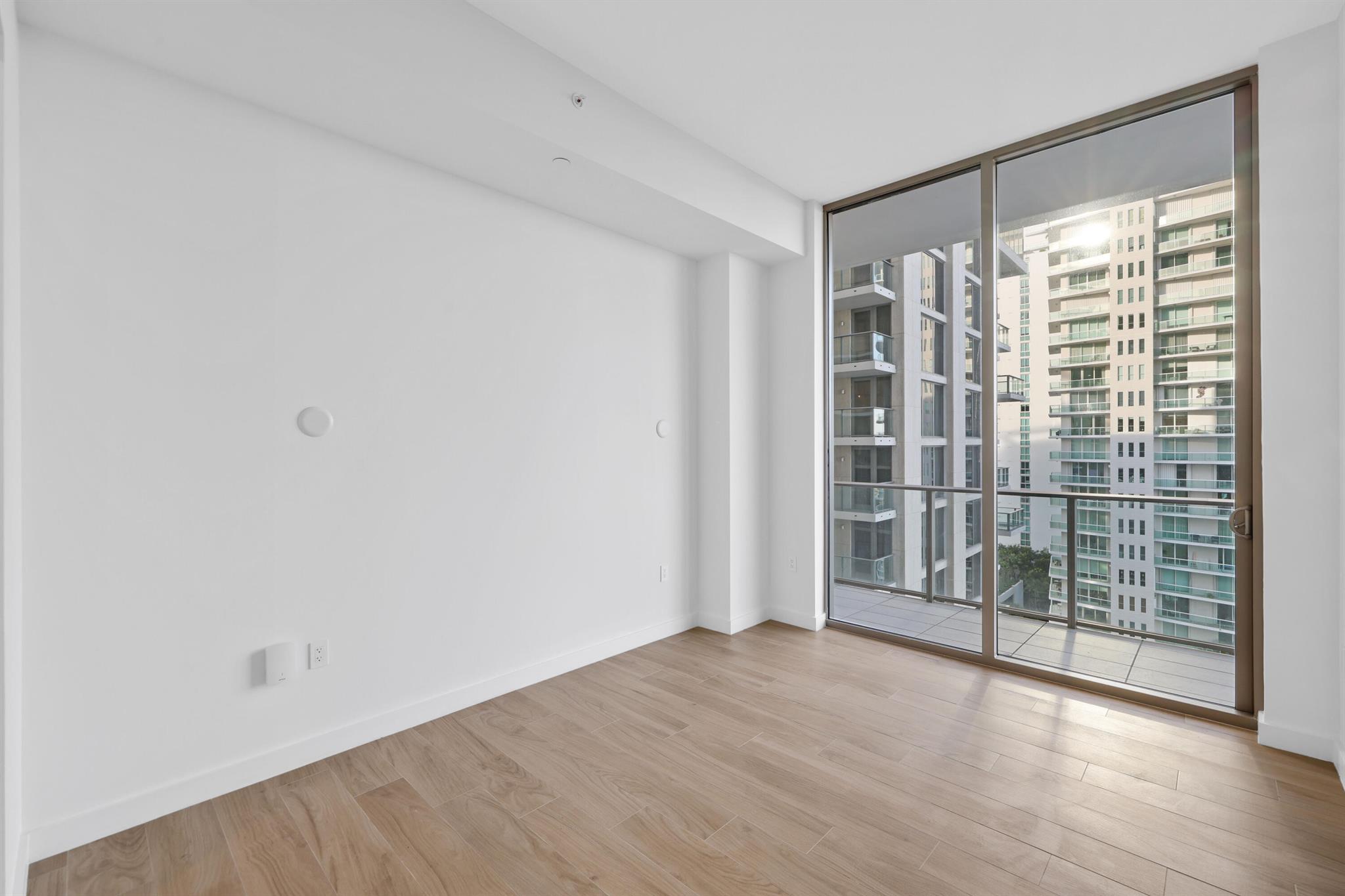 2655 S Bayshore Dr #902 Miami, FL 33133