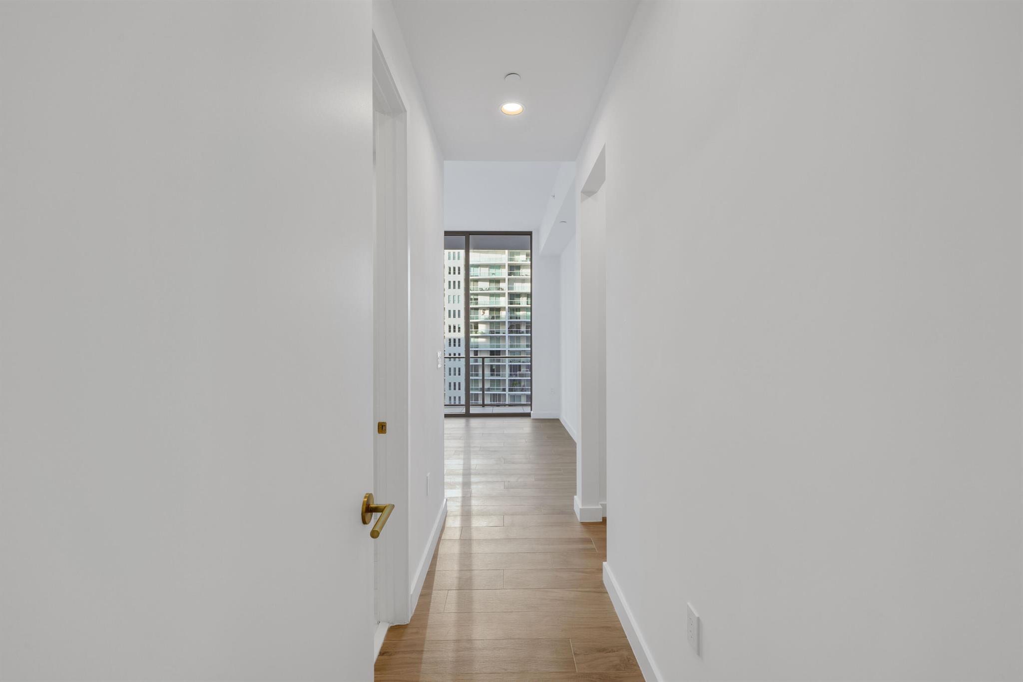 2655 S Bayshore Dr #902 Miami, FL 33133