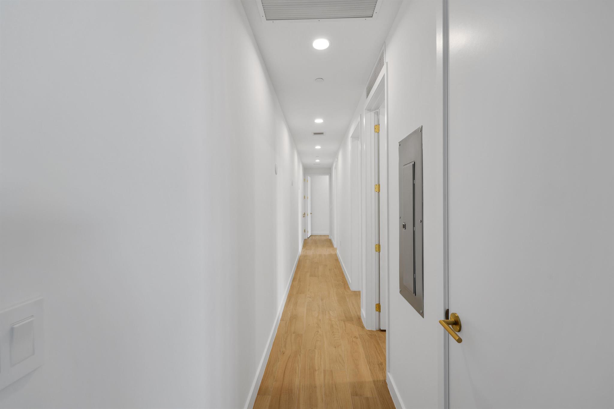 2655 S Bayshore Dr #902 Miami, FL 33133