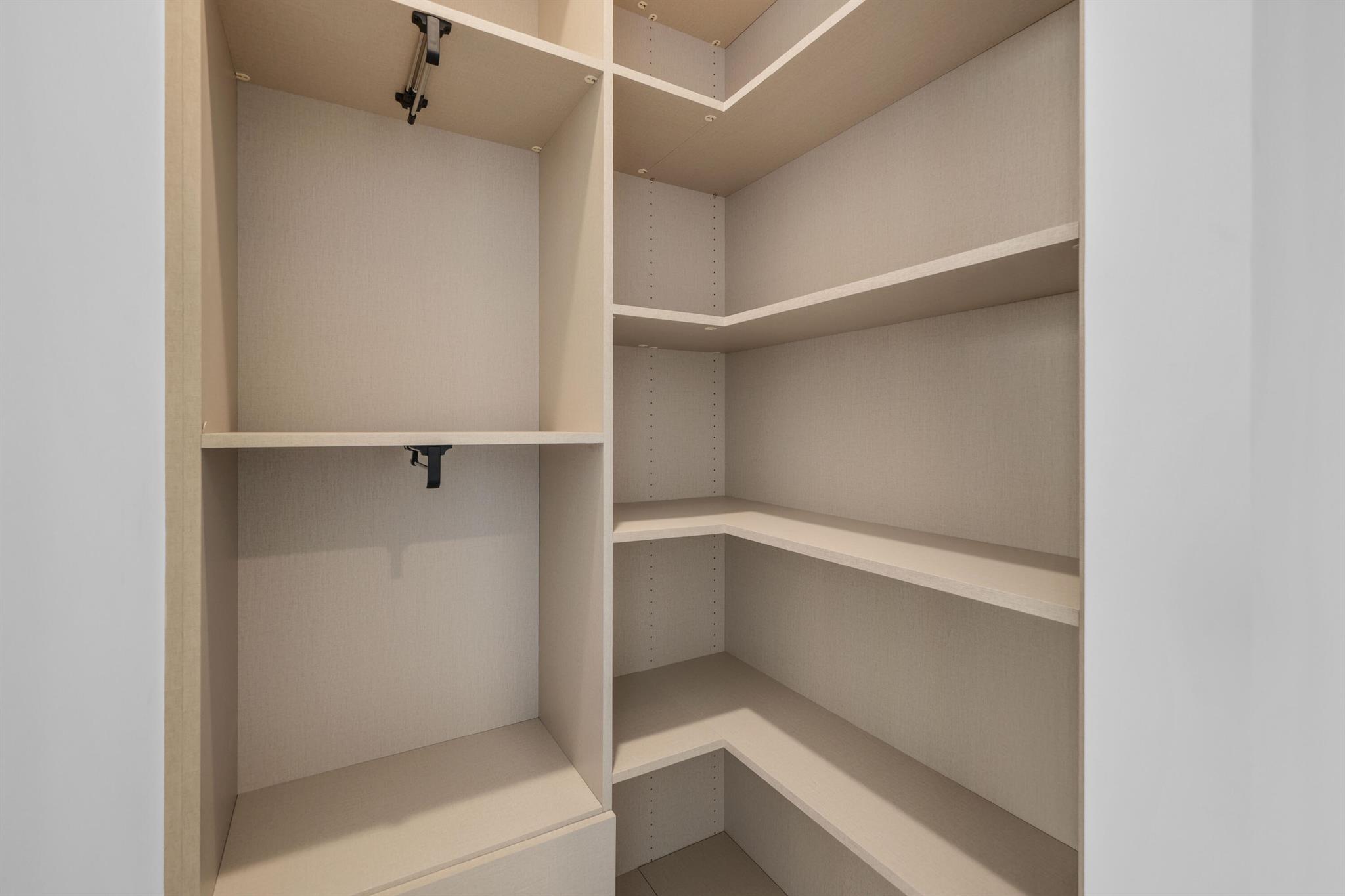 2655 S Bayshore Dr #902 Miami, FL 33133