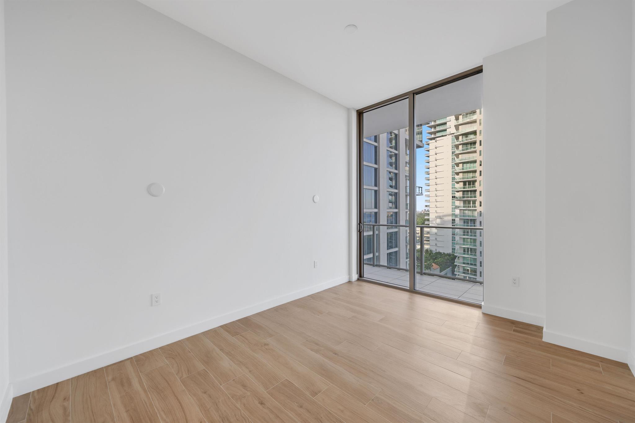 2655 S Bayshore Dr #902 Miami, FL 33133