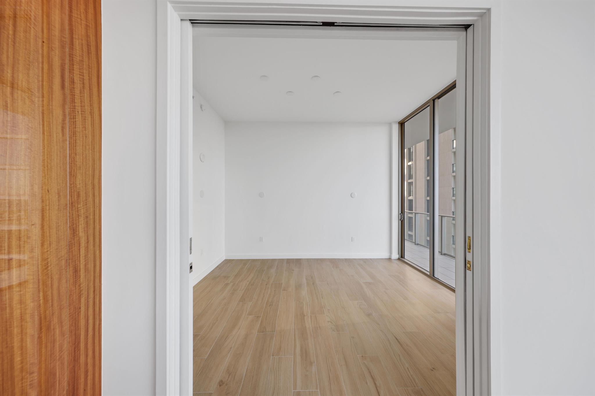 2655 S Bayshore Dr #902 Miami, FL 33133