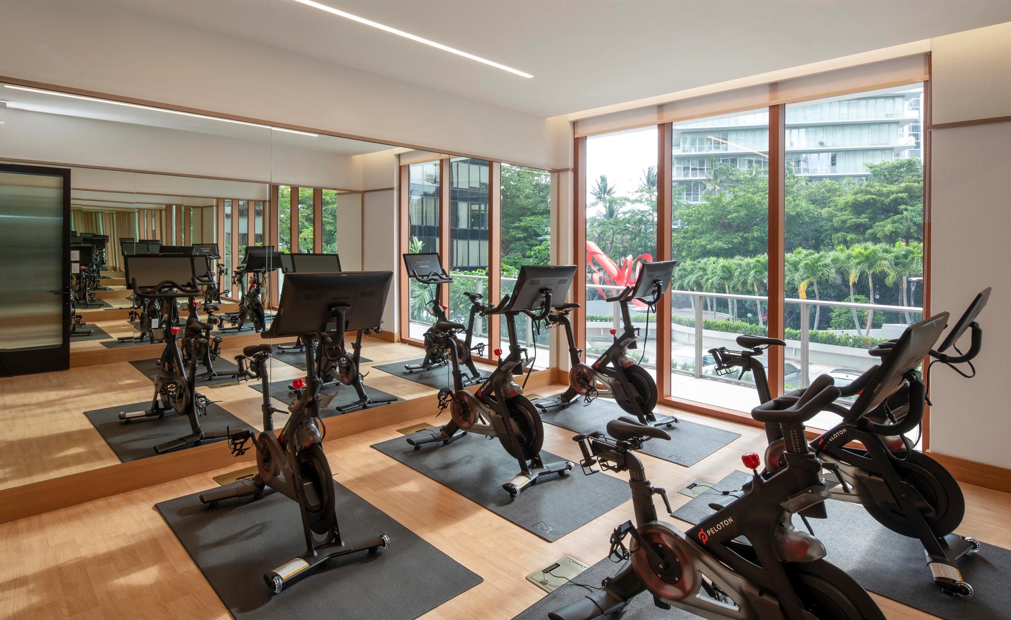 2655 S Bayshore Dr #902 Miami, FL 33133