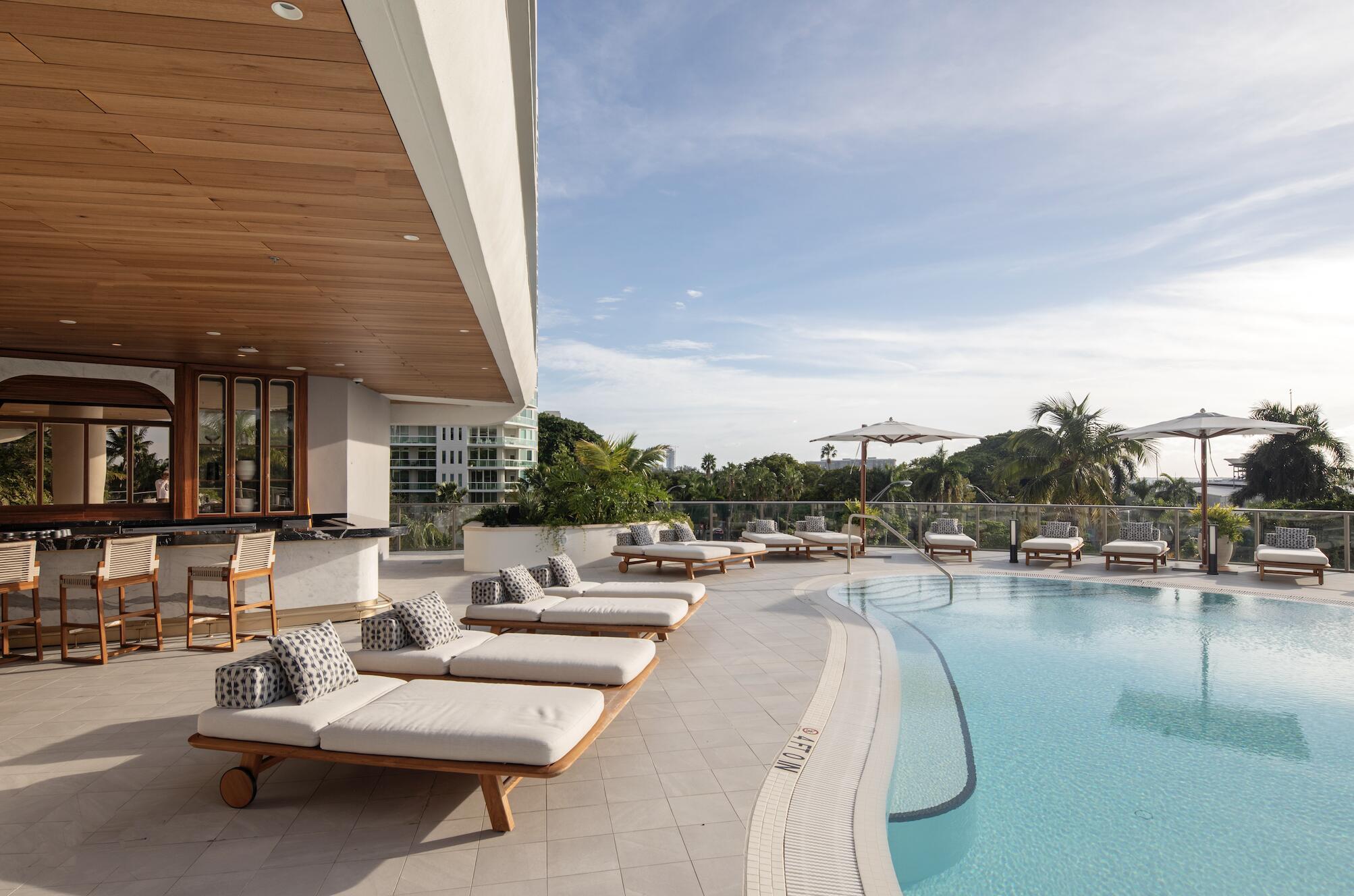 2655 S Bayshore Dr #902 Miami, FL 33133