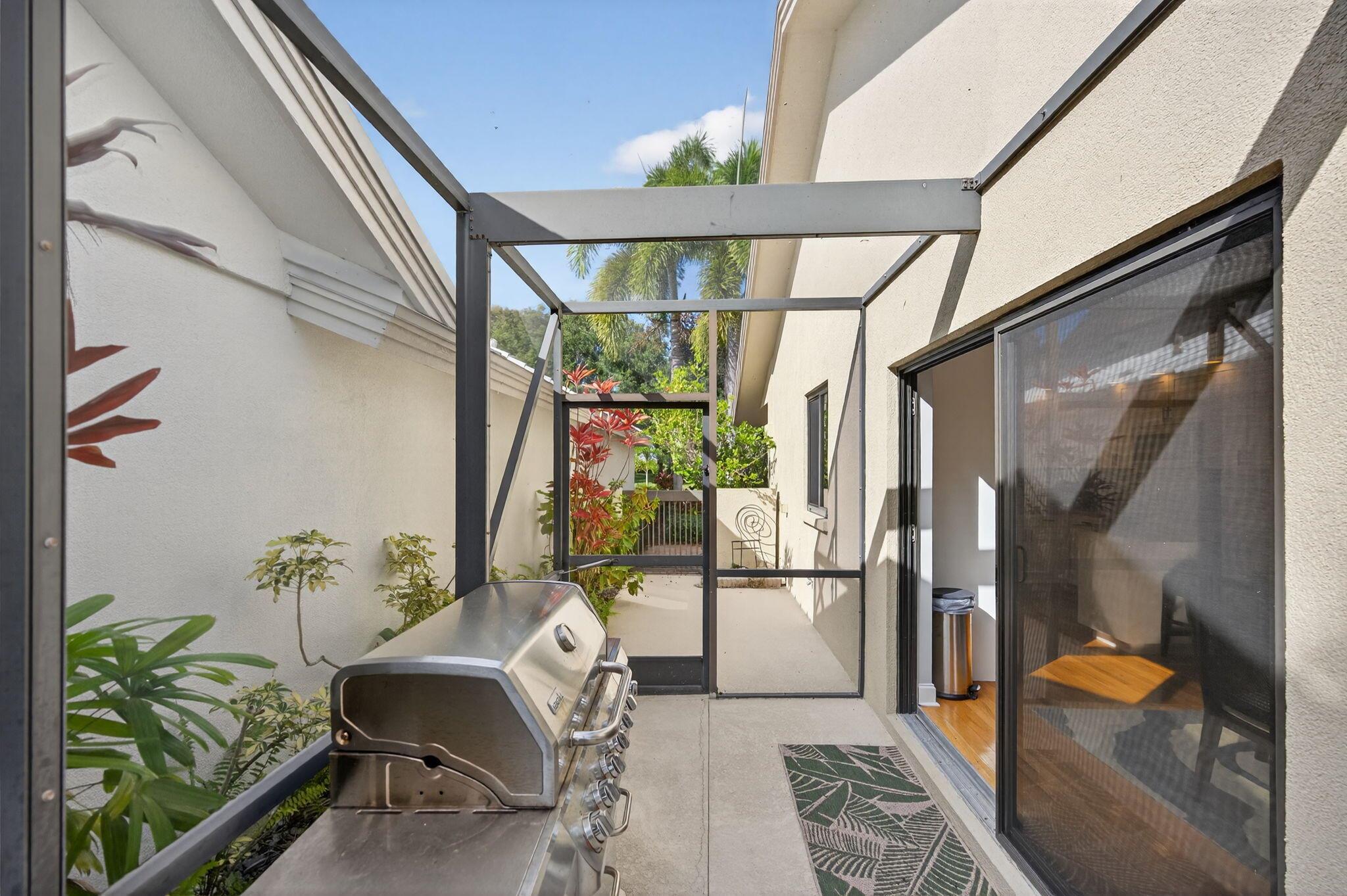 121 Landward Dr Jupiter, FL 33477